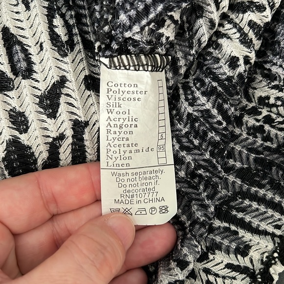 Paradise Crochet Leopard Print Swim Cover Up Size M/L - Picture 8 of 8